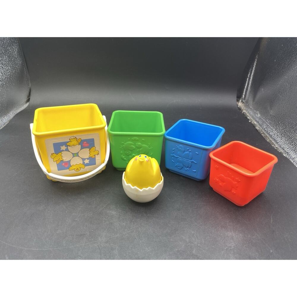 1986 Fisher Price Activity Blocks / Nesting Stacking Chick in Egg Complete